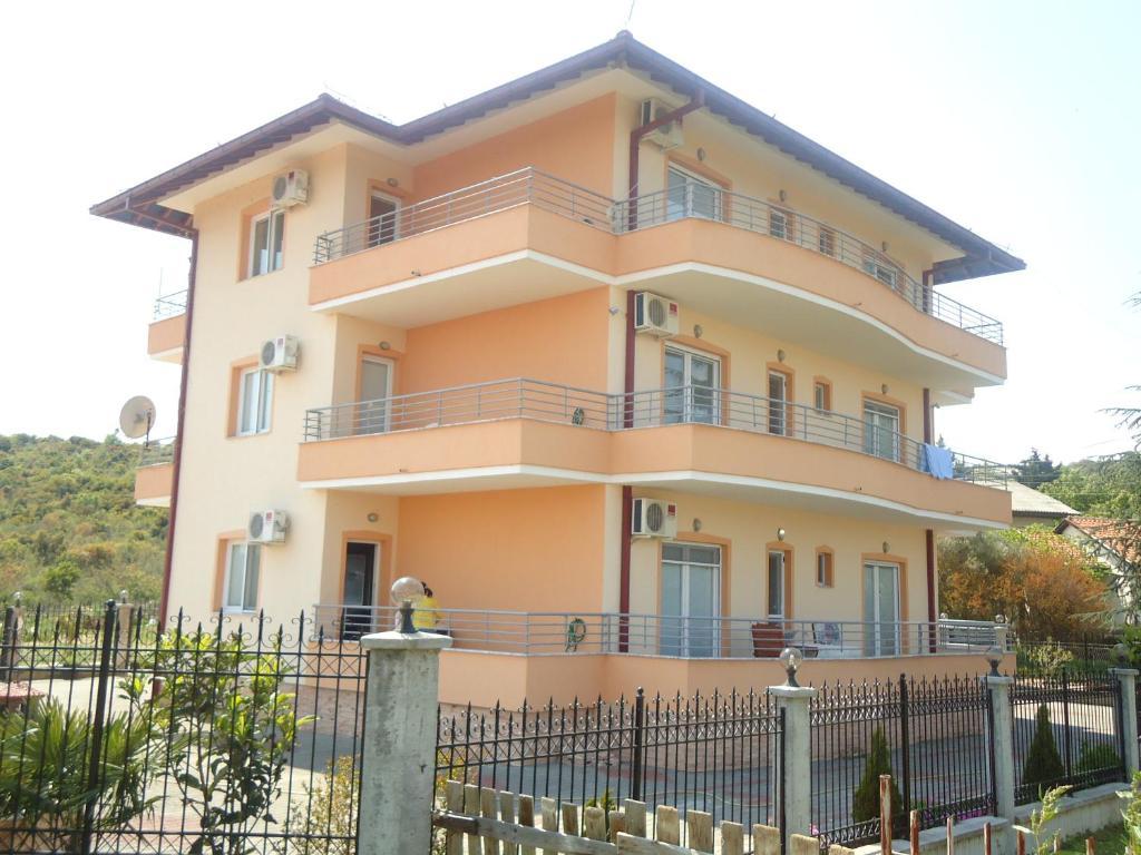 Apartments Elizabet Dojran エクステリア 写真