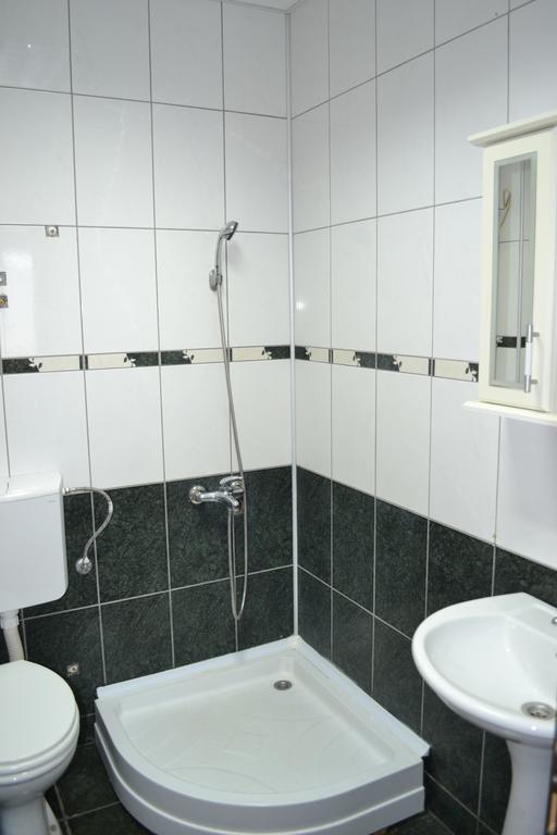 Apartments Elizabet Dojran エクステリア 写真